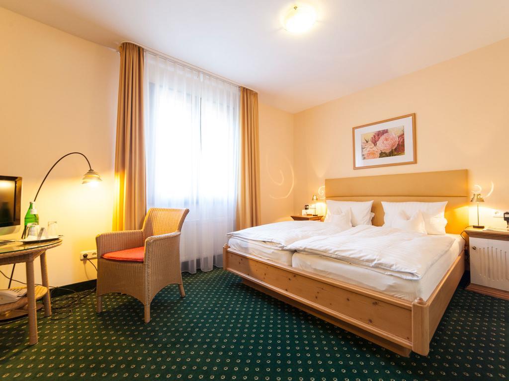 Landhotel Der Schwallenhof Bad Driburg Bilik gambar